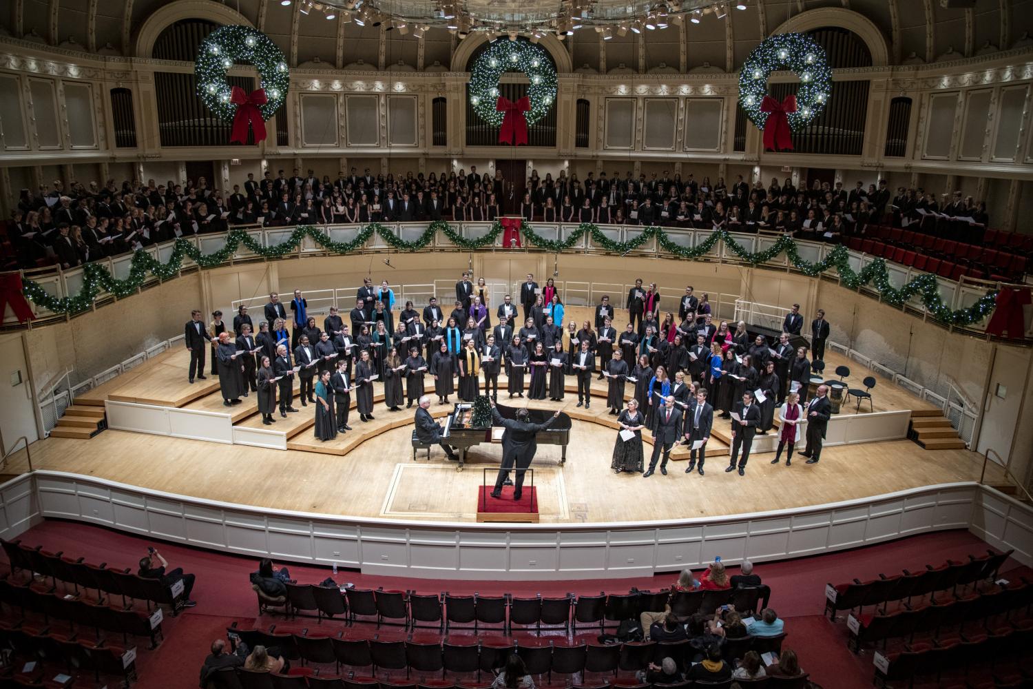 <a href='http://3cqi.ruidanet.com'>全球十大赌钱排行app</a>合唱团在芝加哥交响音乐厅演出.